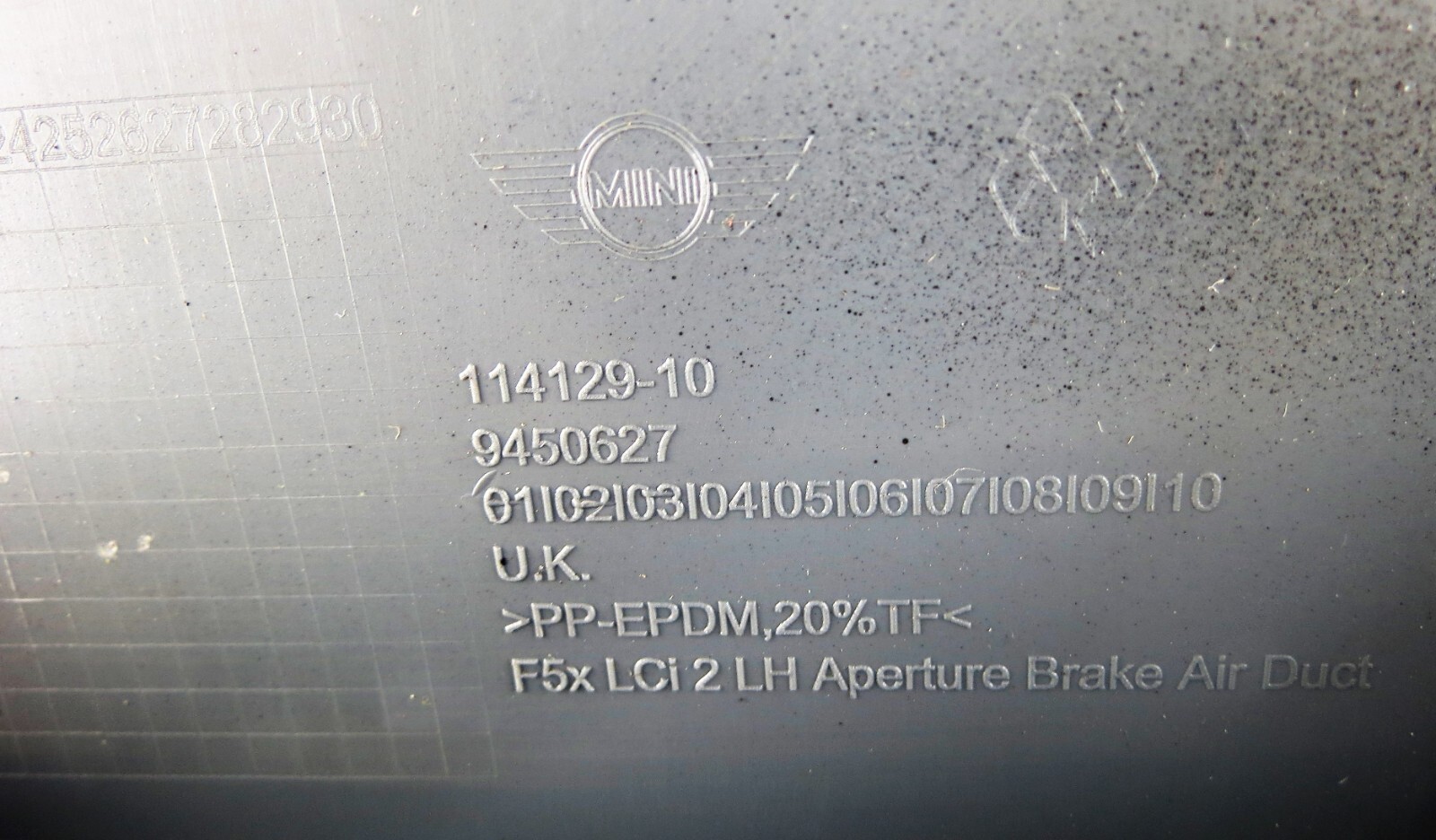 9450627 Mini F56 LCI2 JCW Front Bumper Right Side Air Duct Aperture Black 29 - Image 8