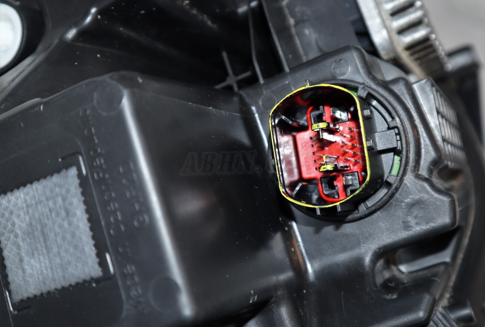 LK7213W029BA Land Rover Discovery Sport L550 Left Side LOW RT Headlight Unit - Image 13