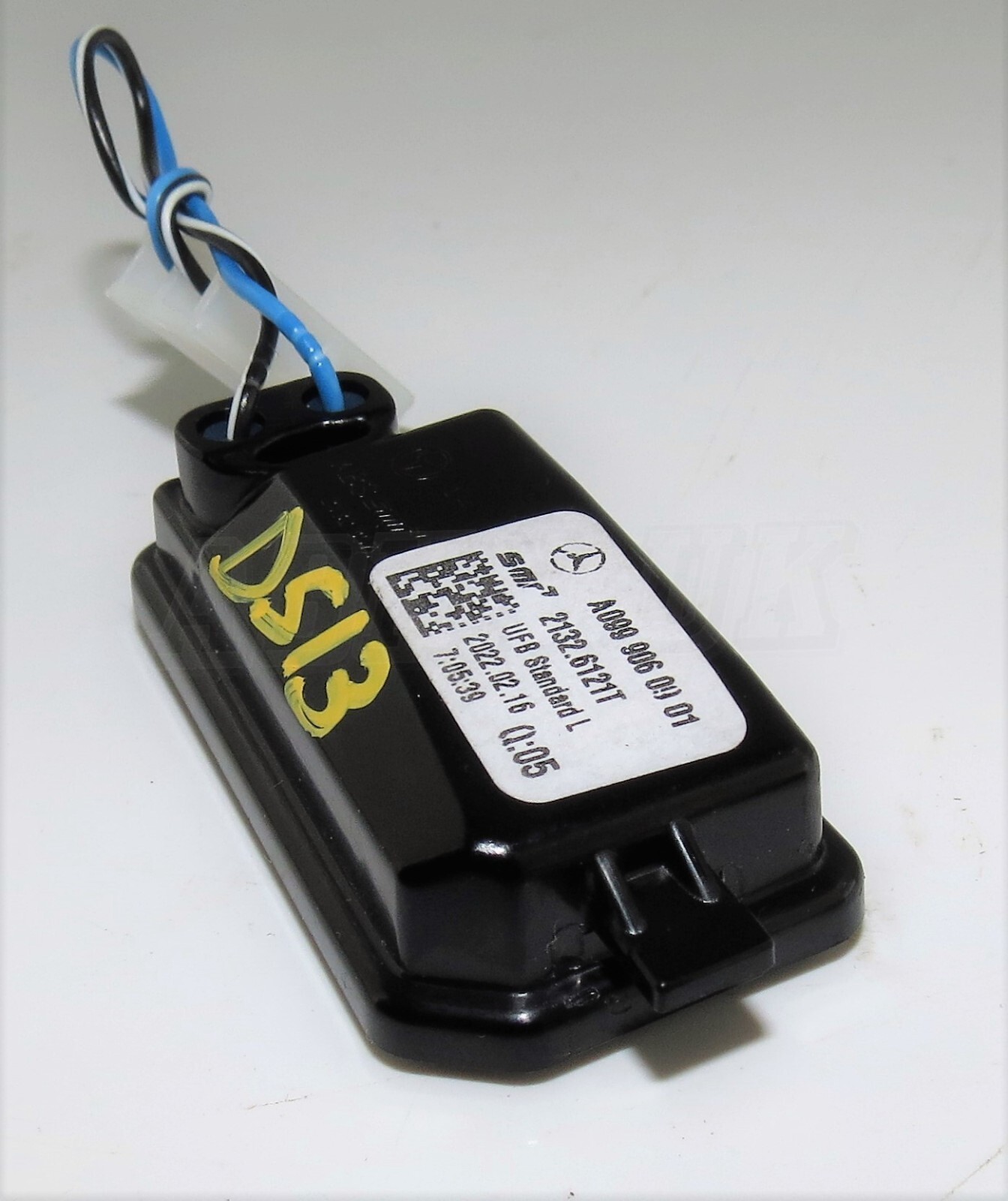 Mercedes-Benz E Class W213 Genuine Left Side Underneath Wing Mirror Puddle Light - Image 4