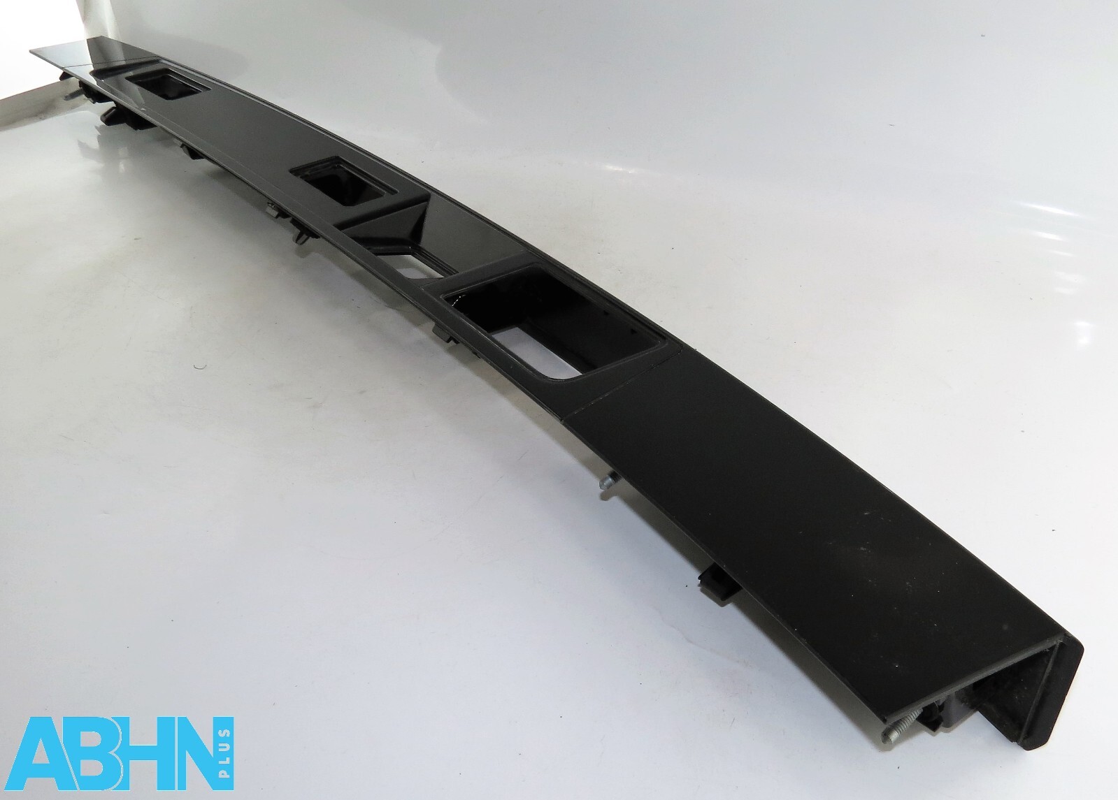 HY3240406BA LR Discovery V L462 Heck Nummernschild Licht Öffnungs Kamera Halter - Image 10