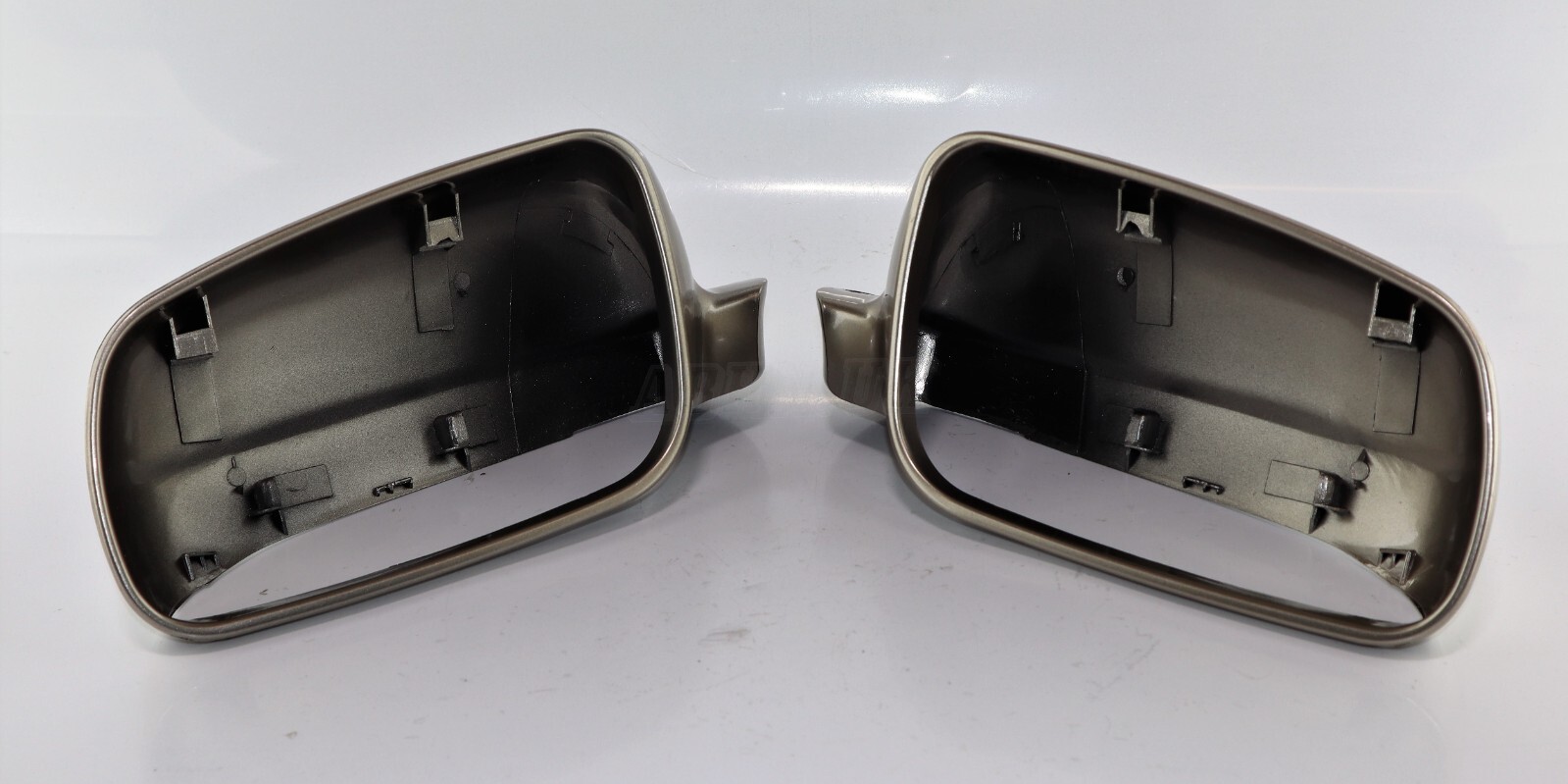 Pair of VW Golf MK4 Bora (98-04) Door Mirror Covers 3B0857538B 3B0857537B Beige - Image 3