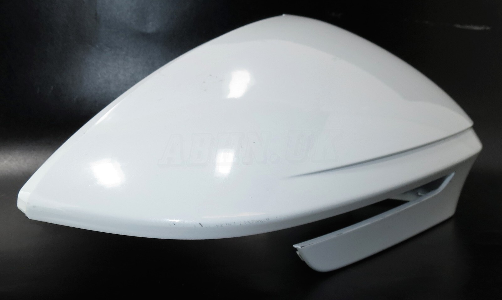 5LC857538 Skoda Enyaq Electric LHD Right Side Wing Mirror Cover Moon White Met - Image 3