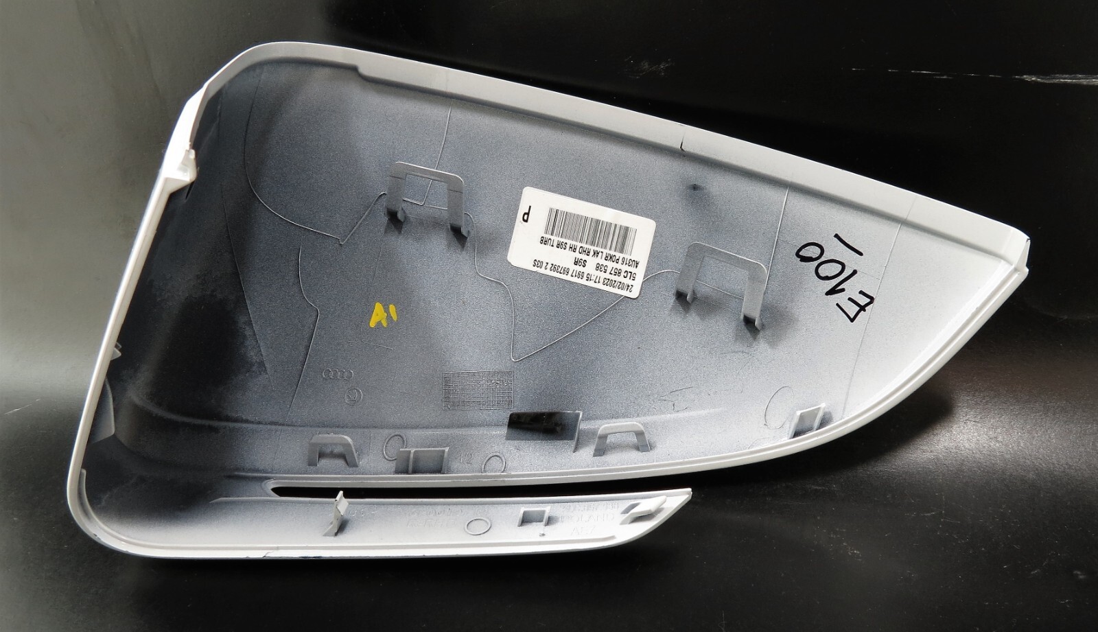 5LC857538 Skoda Enyaq Electric LHD Right Side Wing Mirror Cover Moon White Met - Image 6