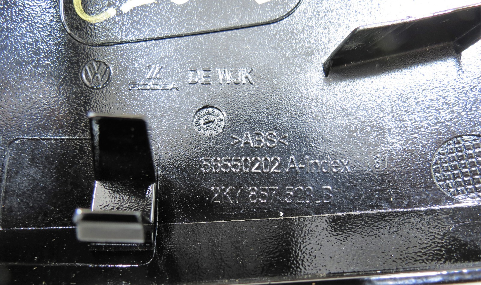 2K7857528B VW Caddy MK5 V 21-23 Genuine Right Side Door Mirror Cover Gloss Black - Image 8