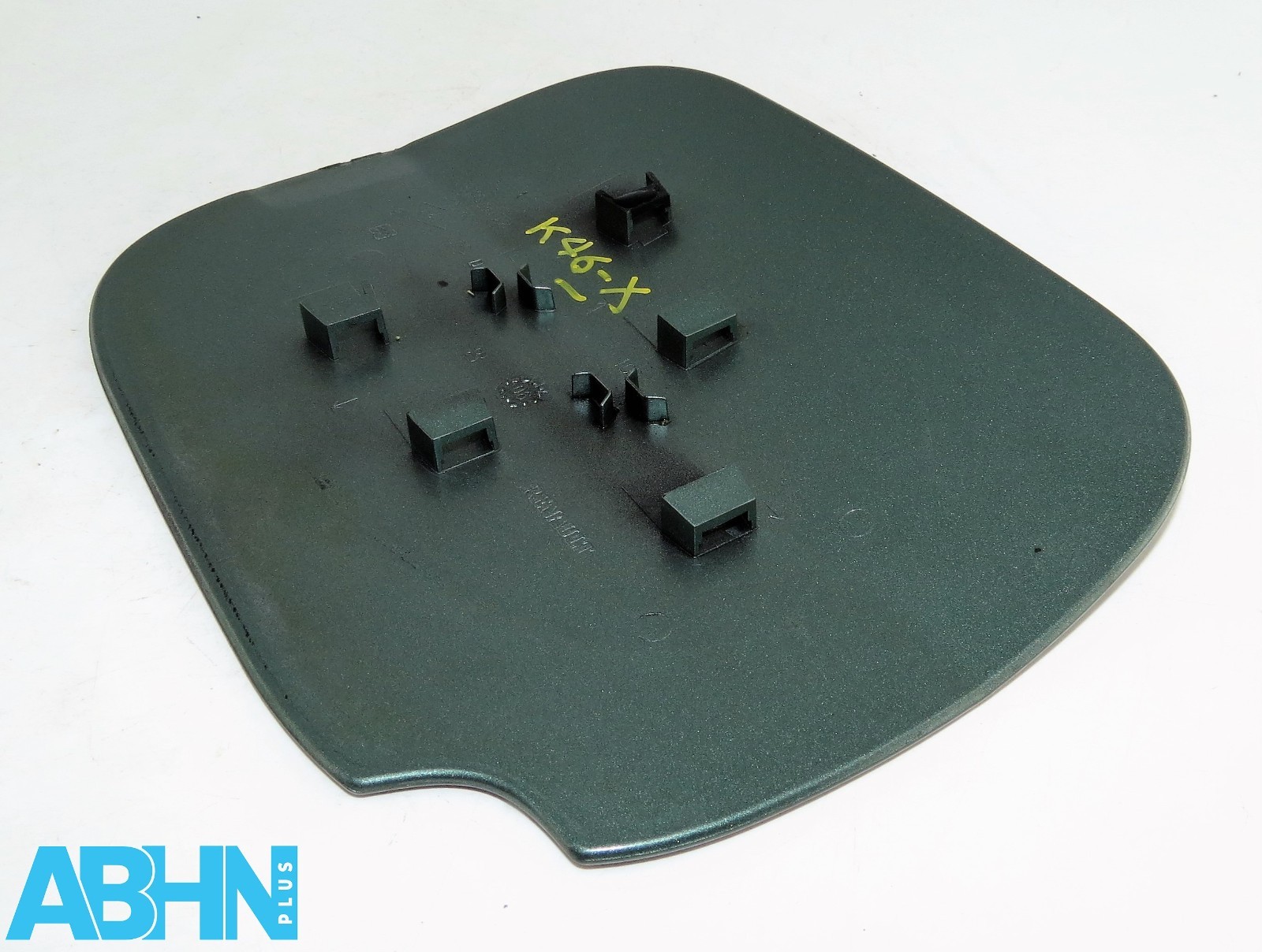 Renault Clio III MK3 05-13 Fuel Cover Flap Cover 8200290088 Metallic Light Green - Image 8