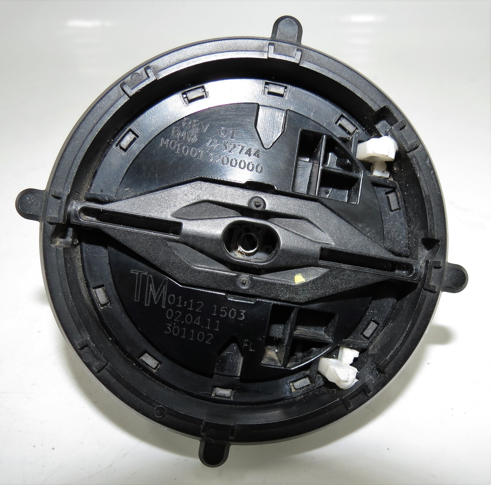 BMW 3 Series E90 E91 E92 E93 LCI 09-13 Right 3-Pin Door Mirror Motor Actuator TM - Image 8