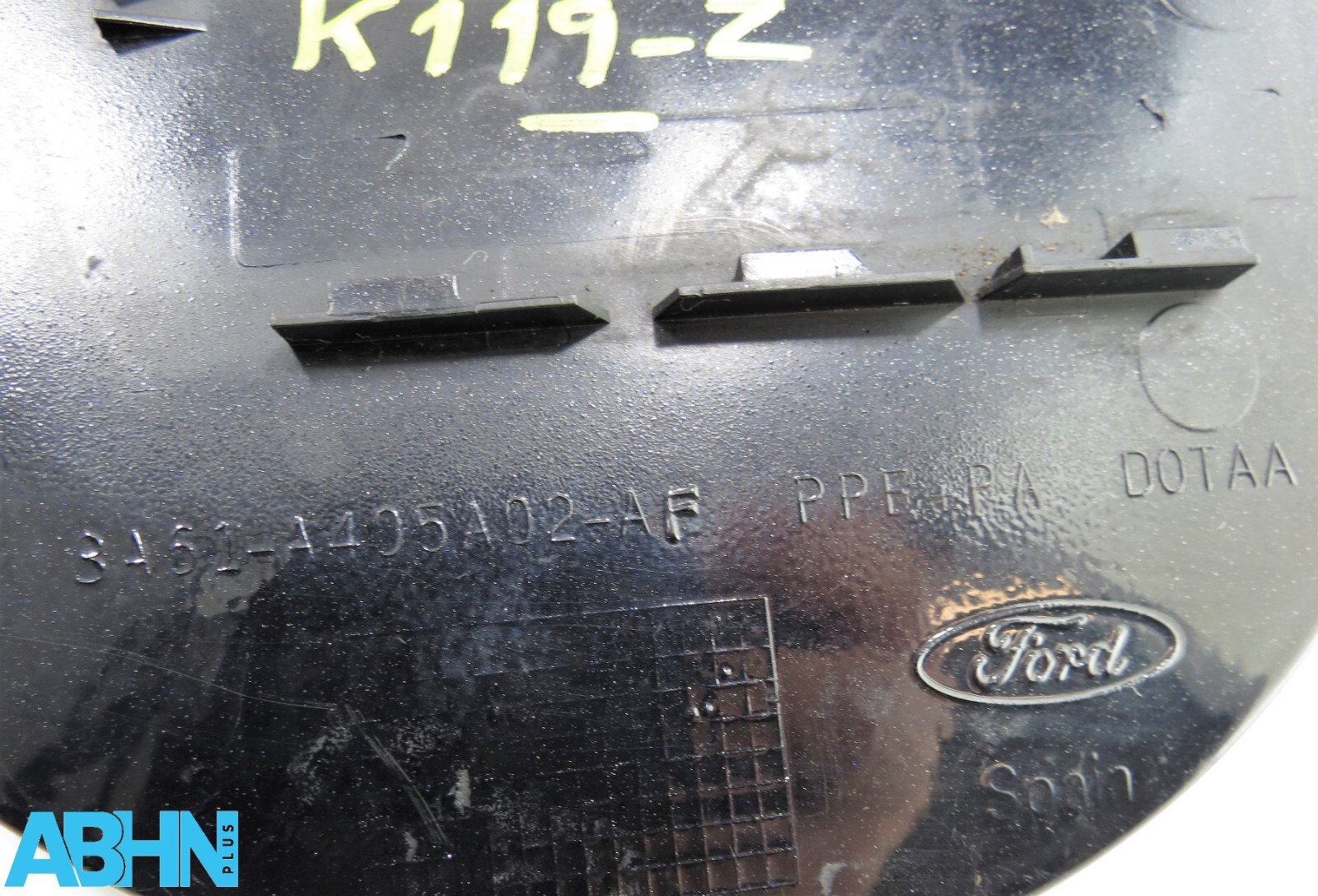 Genuine Ford Fiesta MK6 /2008-2012 Fuel Flap Cover 8A61-A405A02-AF Panther Black - Image 9