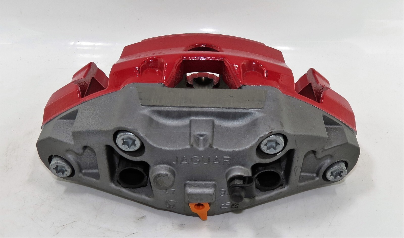 T2R7240 Jaguar F-Type XF Genuine New Front Left Brake Calliper Housing RED - Image 14