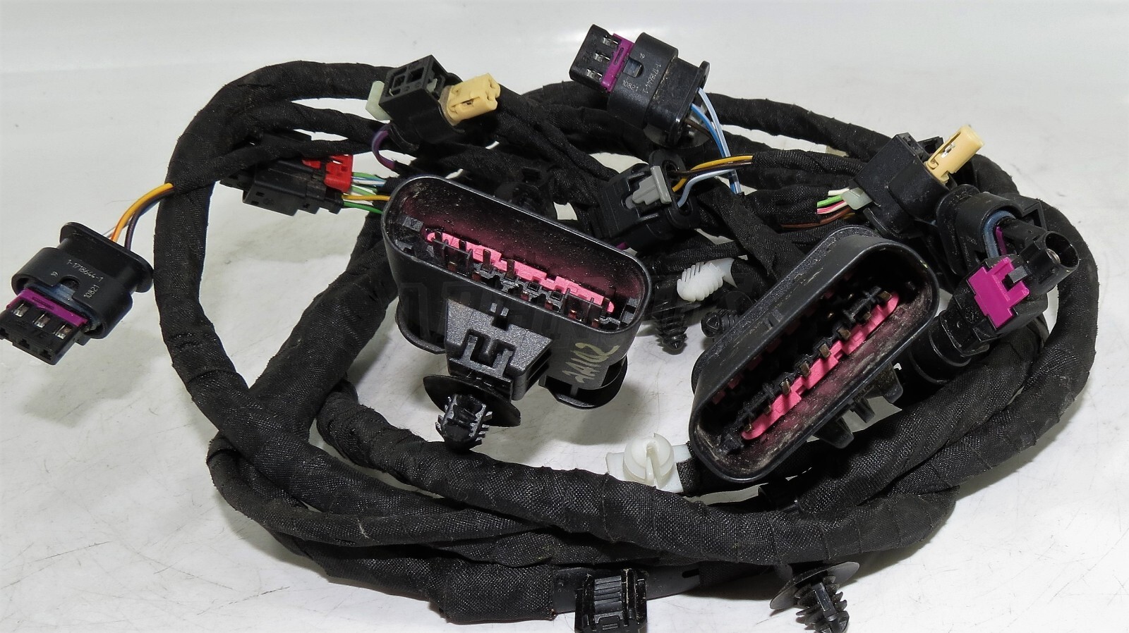 5A1DF68 BMW 4 Series G22 G23 Genuine Front Bumper Complete Wiring Harness - Image 5