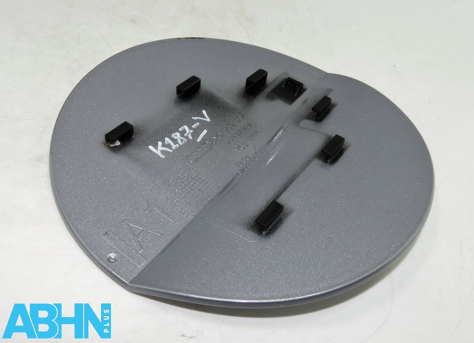 Audi A1 8X (2010 - 2018) Hatchback Fuel Flap Cover 8X0809907 VG5 Met Silver-Grey - Image 8