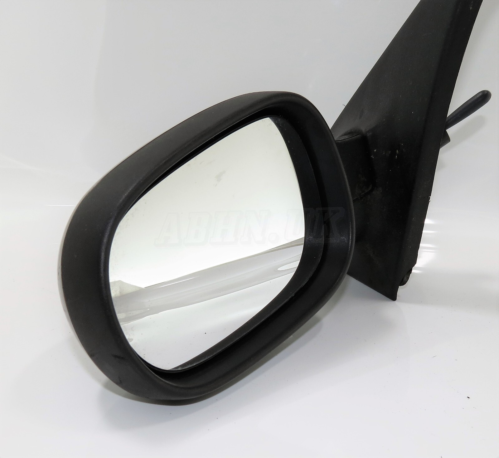 Renault Clio II MK2 (01 - 06) Left Side Manual Adjustable Door Mirror Met Black - Image 10