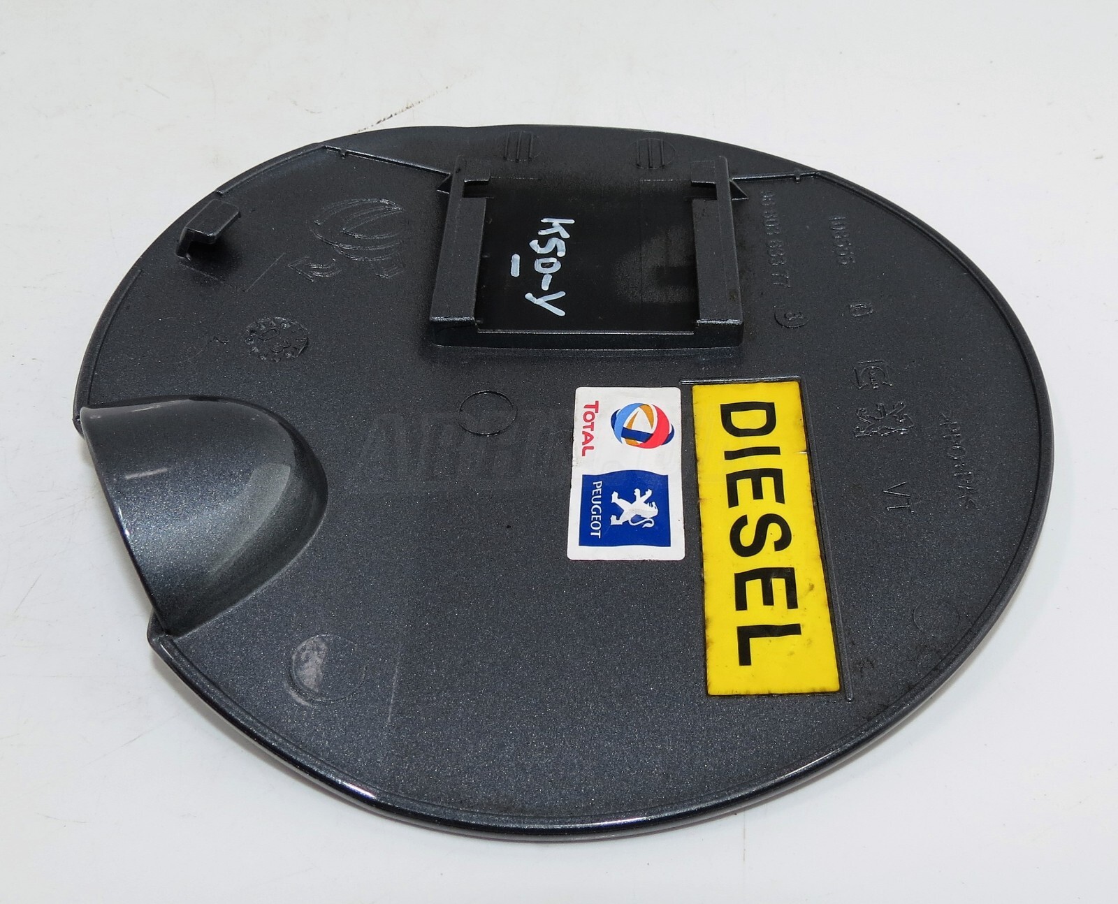 Peugeot 308 Mk1 (2007-2013) Hatchback Fuel Flap Cover 9680363377 Metallic Grey - Image 4