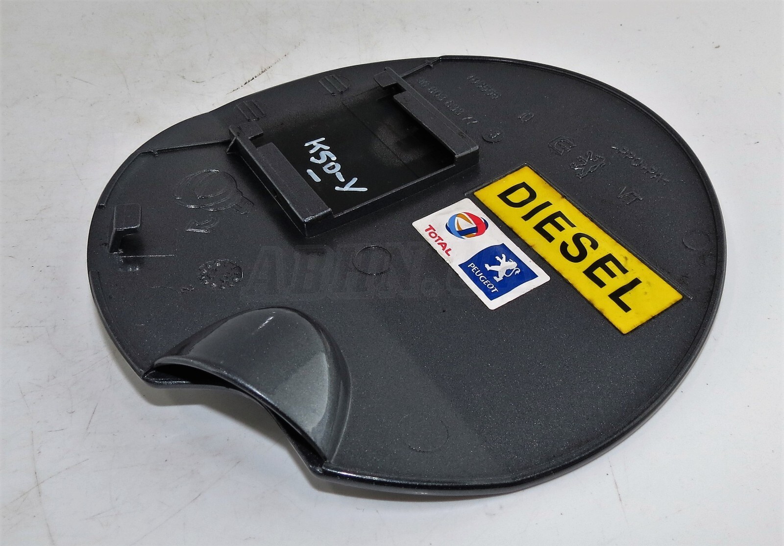 Peugeot 308 Mk1 (2007-2013) Hatchback Fuel Flap Cover 9680363377 Metallic Grey - Image 6