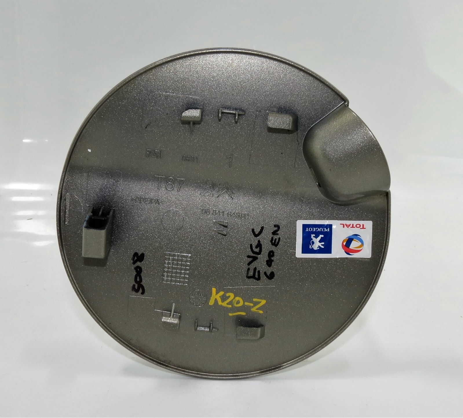 Peugeot 5008 MPV /2009-2017 Fuel Flap Cover 9684164880 T87 Met Vapor Grey EVG 9V - Image 8
