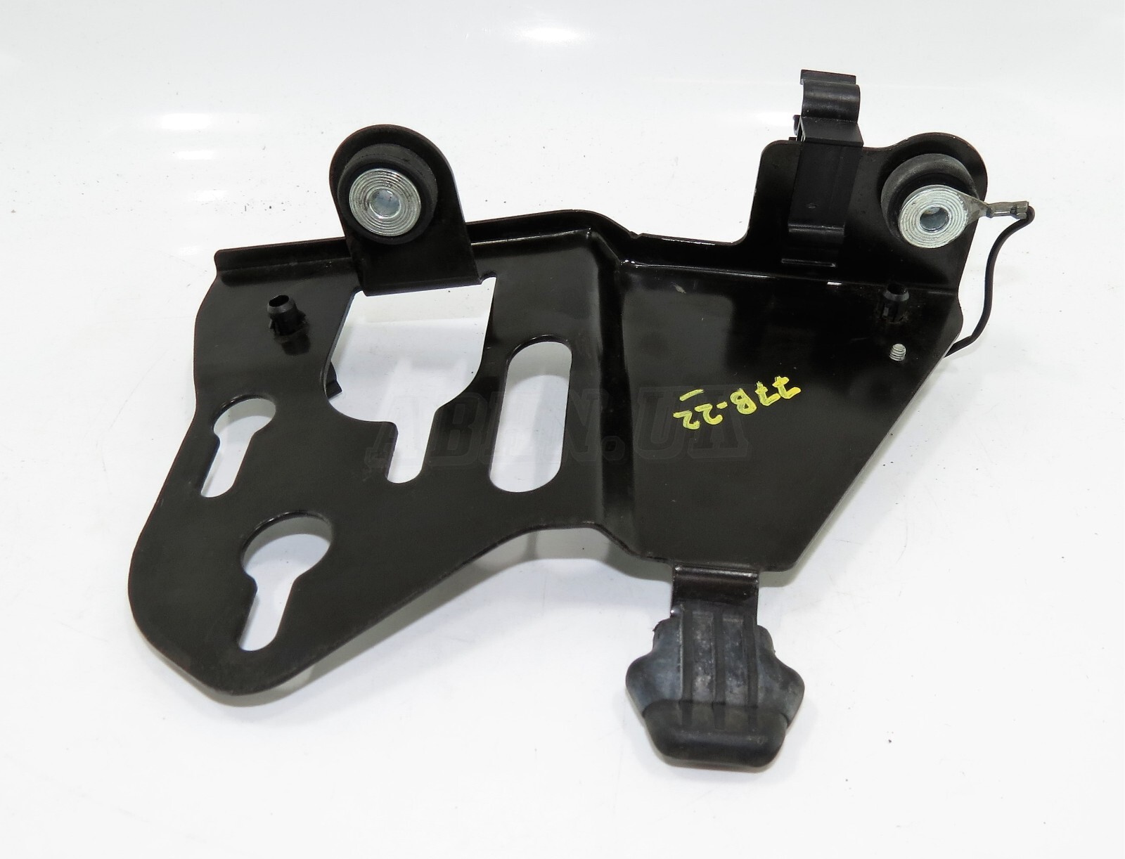 Genuine Range Rover Sport L494 3.0 Diesel Fuel Filter Bracket only DPLA9B262BA - Image 10