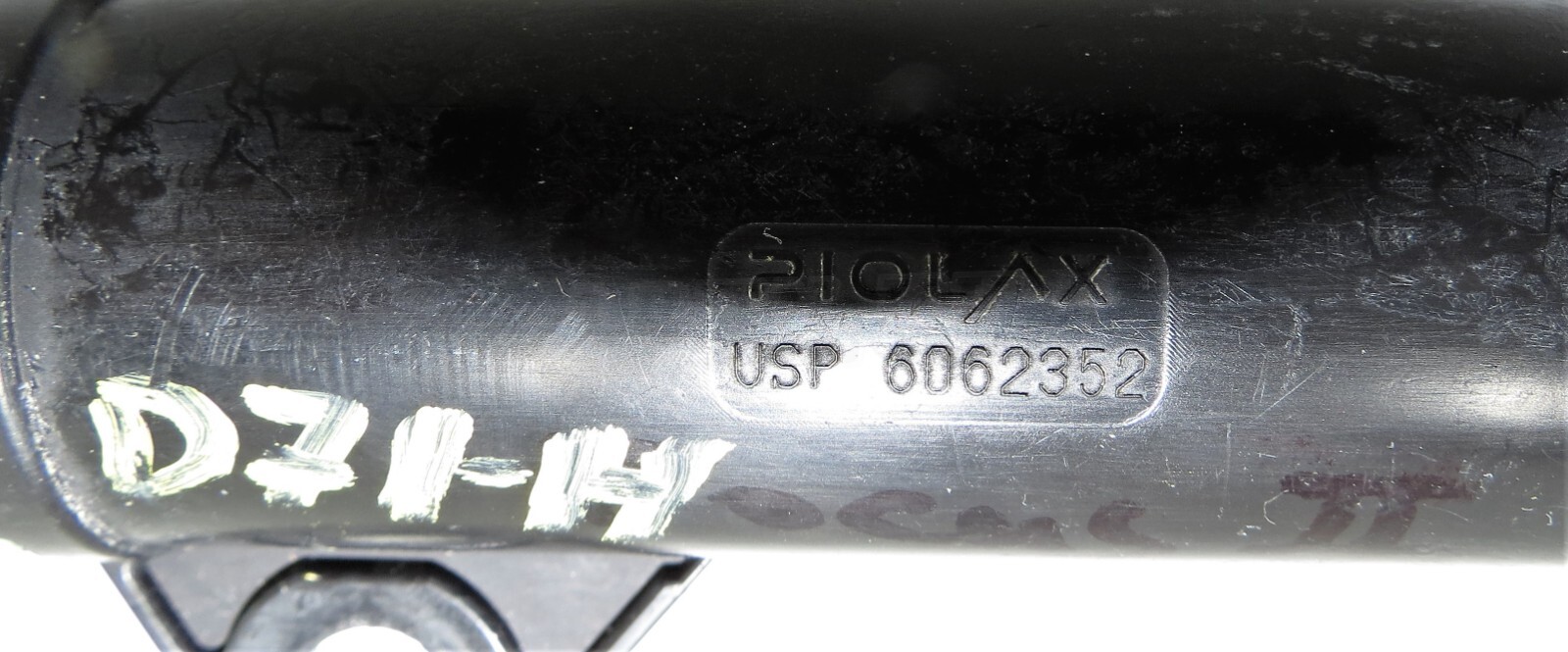 Ford Focus Mk2 (04-11) Mk4 (18-24) Glove box Damper (Slow Releaser) 6062352 - Image 9