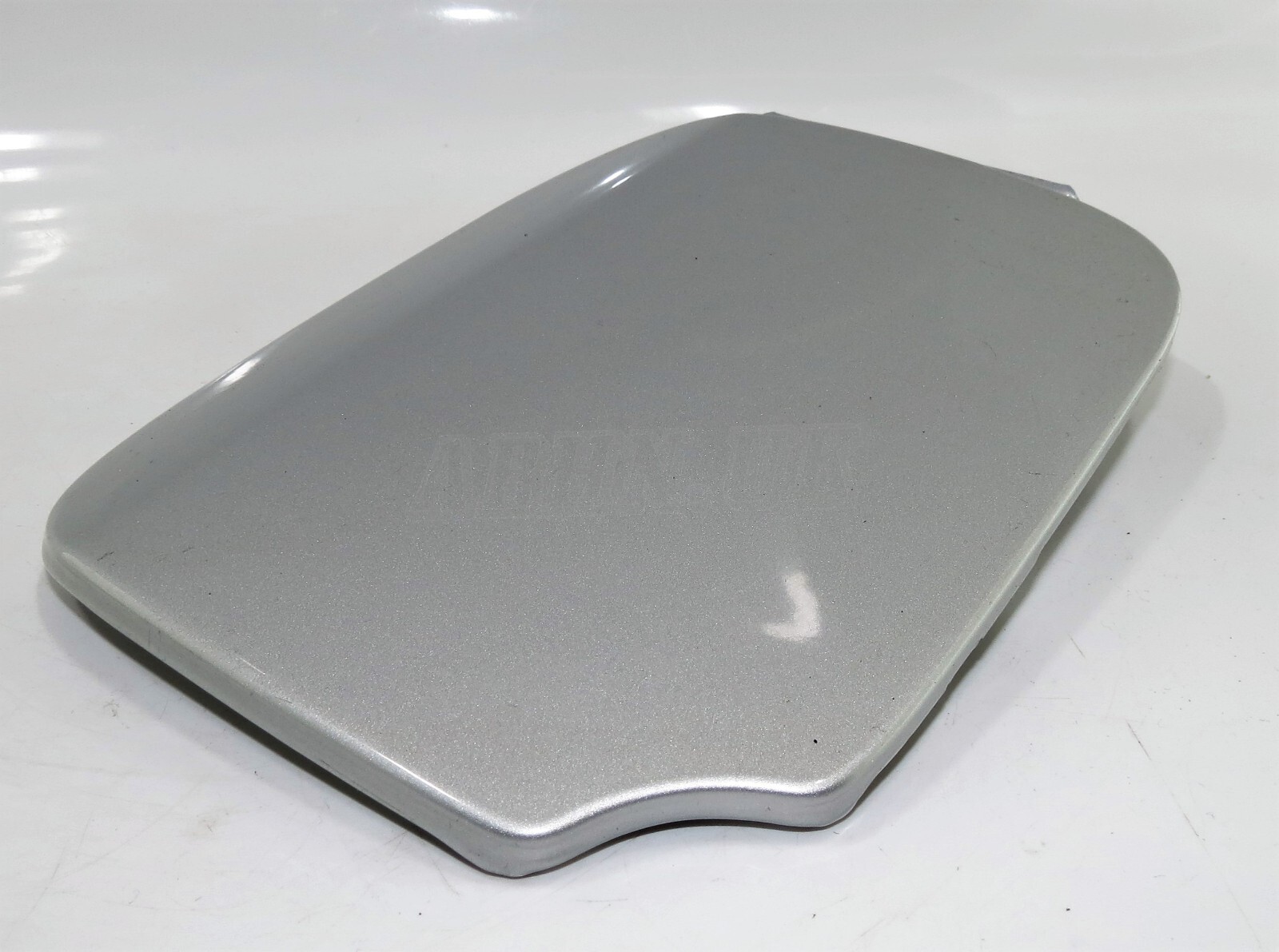 Dacia Sandero Stepway (2012- 2020) Fuel Filler Flap Filler Cover Metallic Silver - Image 5