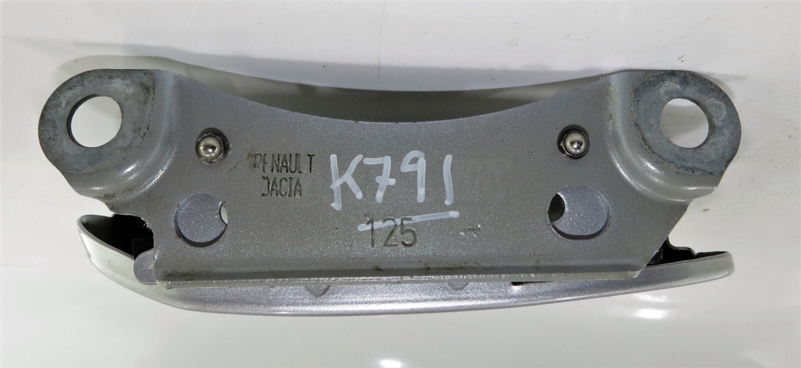 Dacia Sandero Stepway (2012- 2020) Fuel Filler Flap Filler Cover Metallic Silver - Image 8