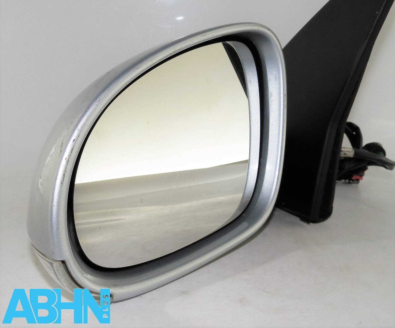 VW Golf 5 MK5 (05-09) Left Side Electric Heated Door Mirror 1K2857501 Met Silver - Image 5