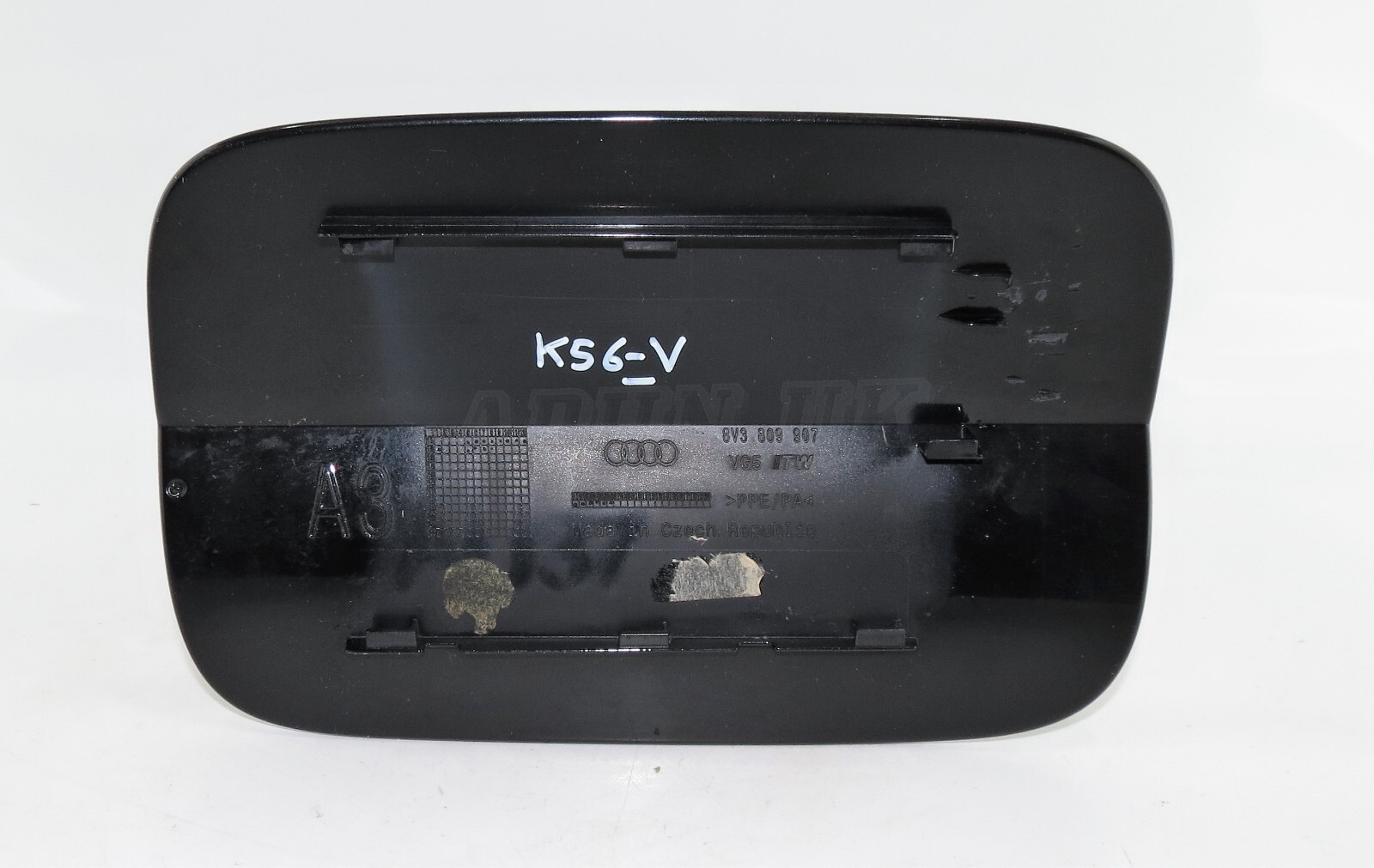 Audi A3 S3 RS3 8V VG5 (12-17) Hatchback Fuel Flap Cover 8V3809907 Metallic Black - Image 2