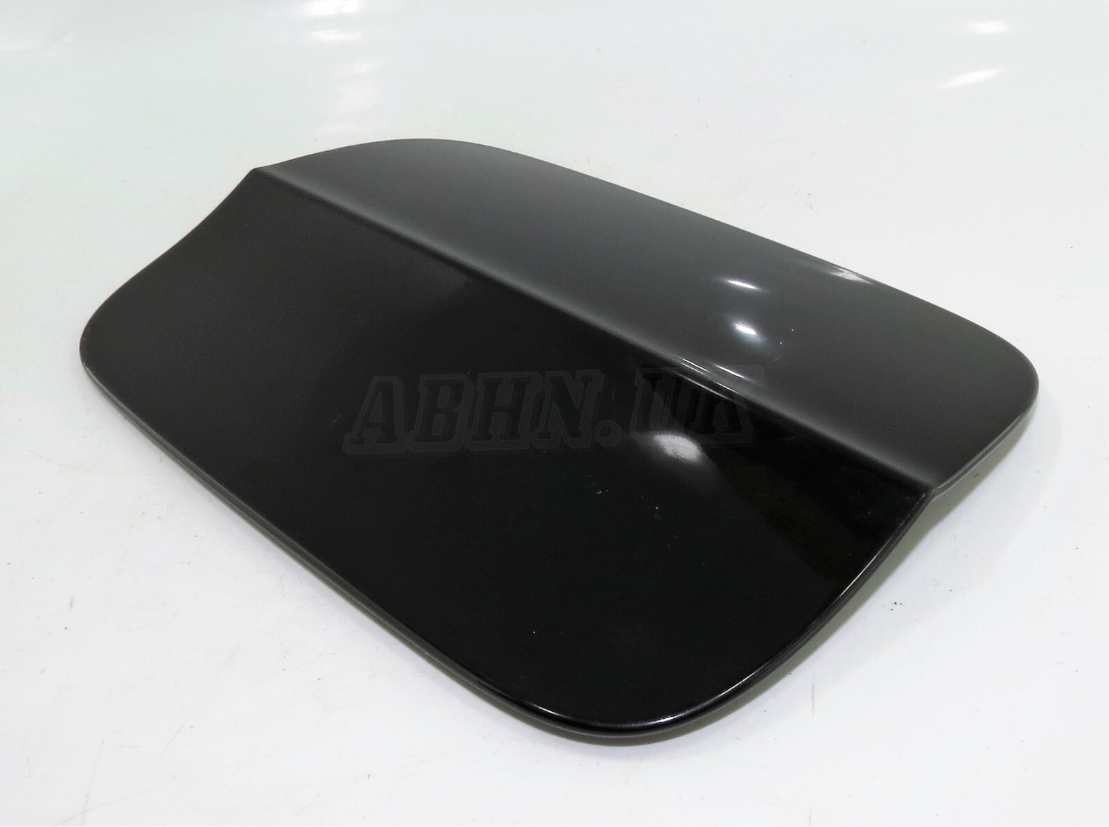 Audi A3 S3 RS3 8V VG5 (12-17) Hatchback Fuel Flap Cover 8V3809907 Metallic Black - Image 3