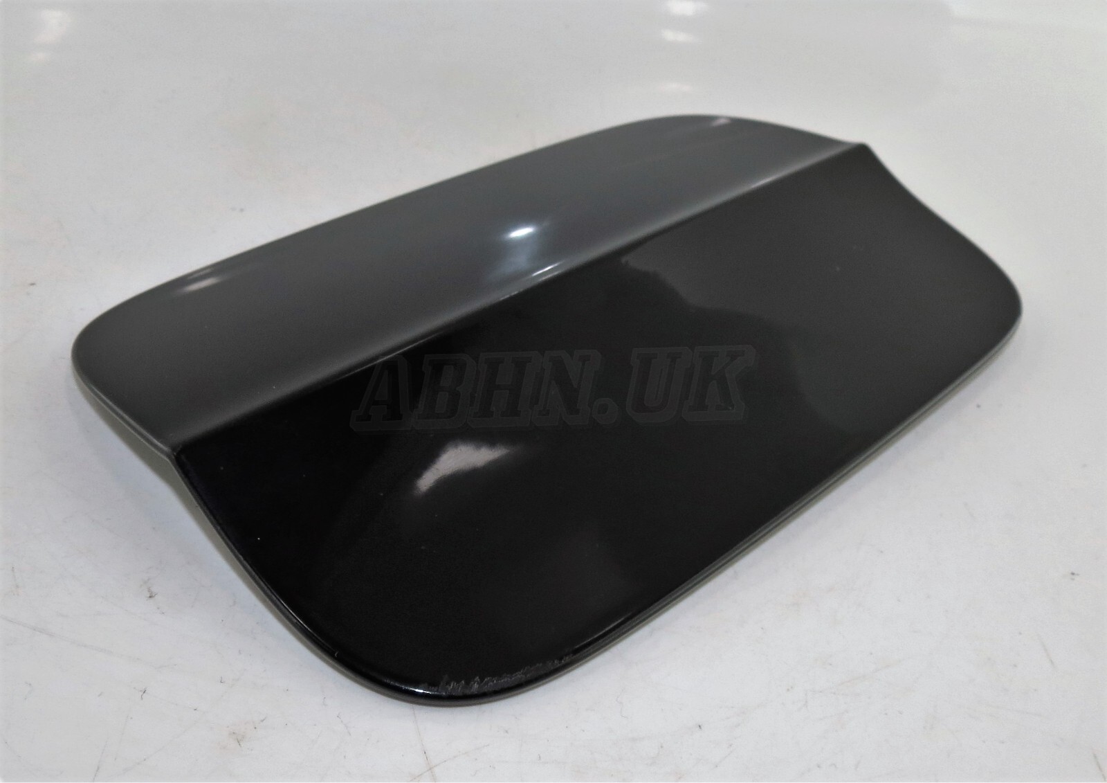 Audi A3 S3 RS3 8V VG5 (12-17) Hatchback Fuel Flap Cover 8V3809907 Metallic Black - Image 5
