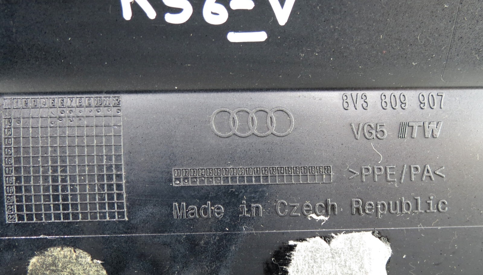 Audi A3 S3 RS3 8V VG5 (12-17) Hatchback Fuel Flap Cover 8V3809907 Metallic Black - Image 8