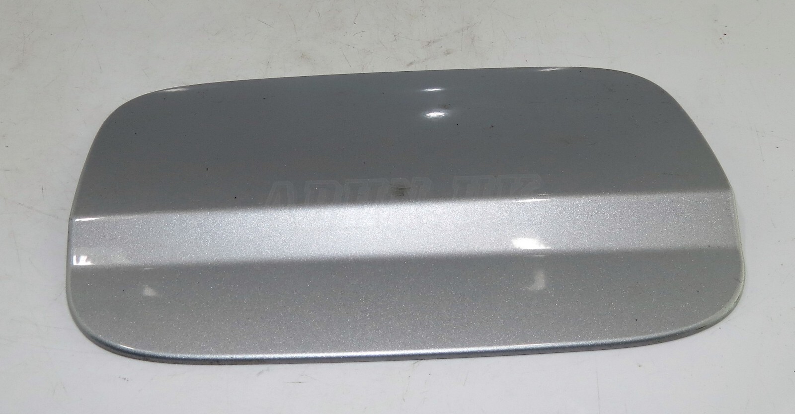 Mercedes-Benz C-Class S204 (07-14) Fuel Filler Flap Cover A2047570006 Met Silver - Image 3