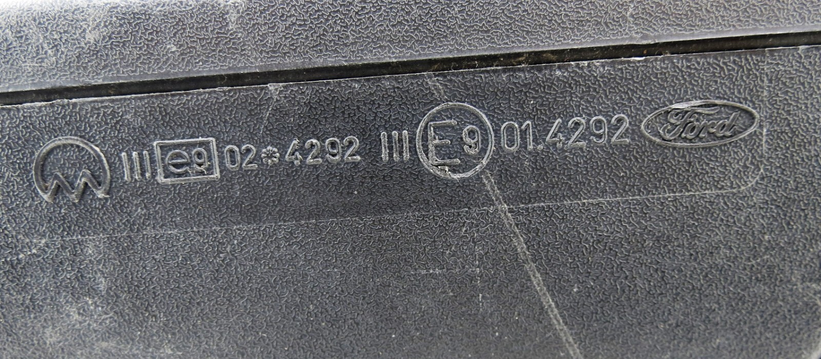 Ford Focus II MK2 (05 - 07) Left Side Electric Door Mirror/ Indicator Met Black - Image 9