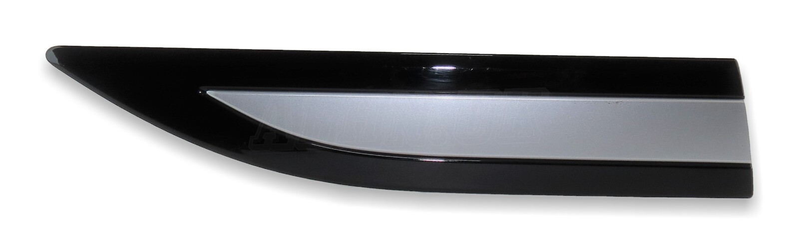 K8D229426AB Range Rover Evoque L551 Right Side Door Trim Atlas/ Silver