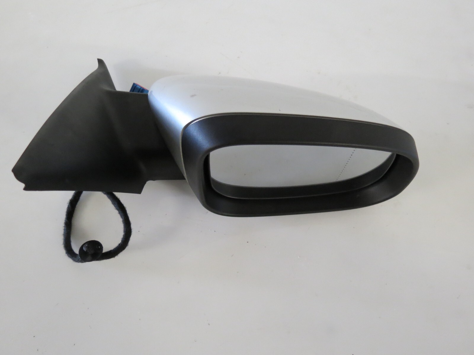 Volvo V50 MK2 (07- 12) Right Side Power Folding Wing Mirror Met Silver 8-Wires - Image 8