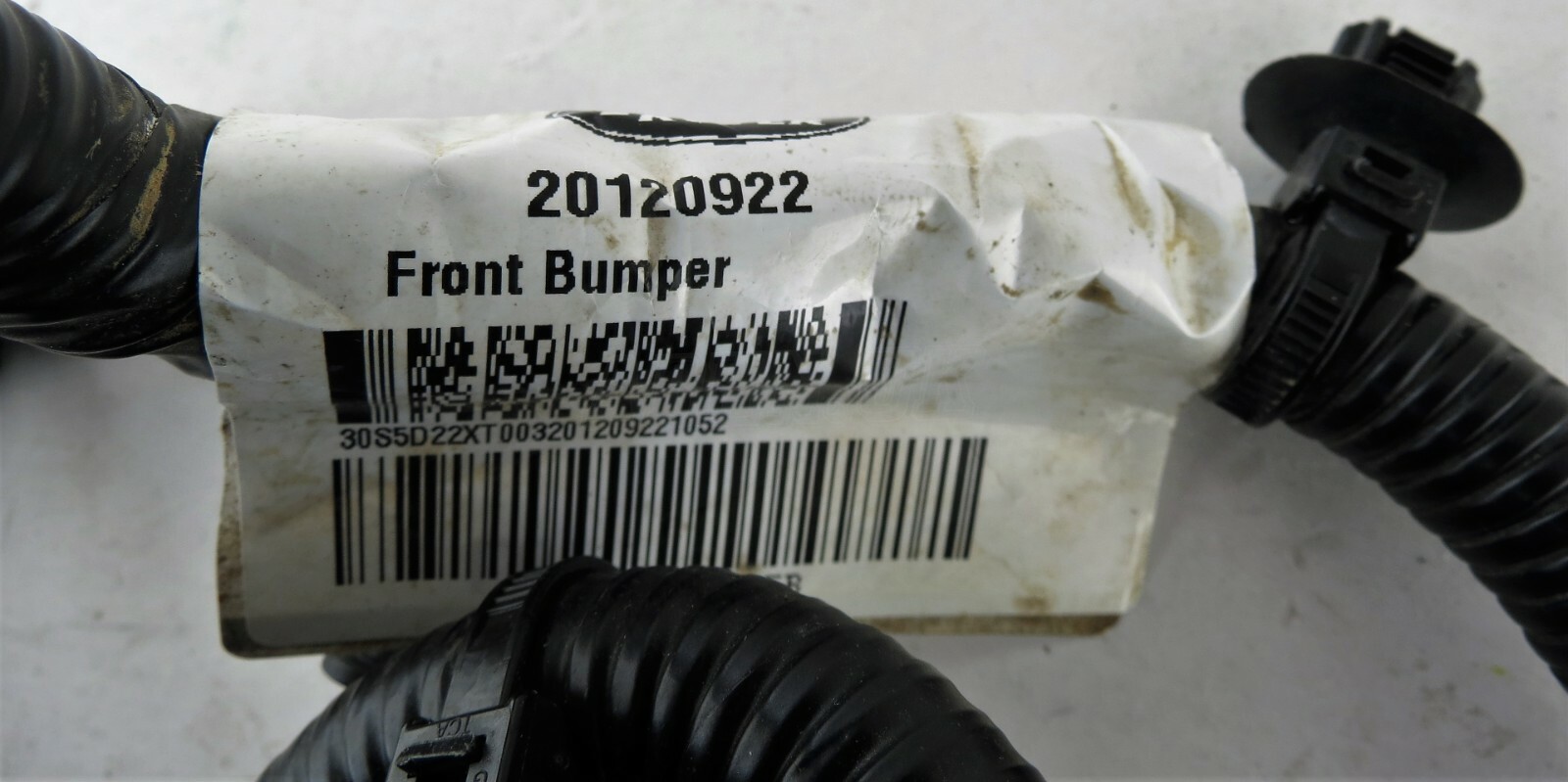 L8B214369EB Land Rover Defender L663 Genuine Rear 6x Parking Sensor Harness Cut - Image 5