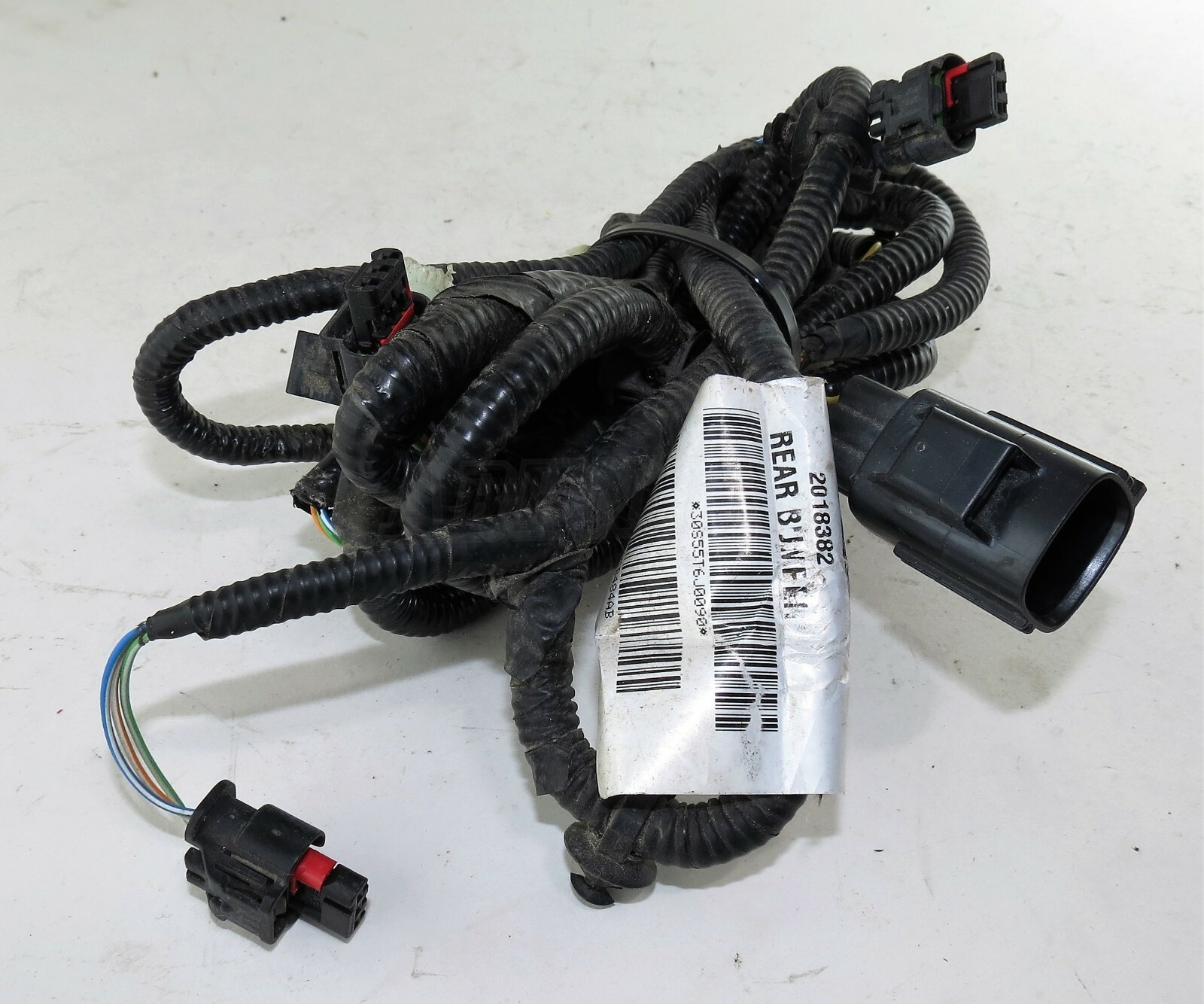 CK5215B484AB Range Rover Vogue L405 Genuine Rear 4x Parking Sensor Harness Only - Image 3