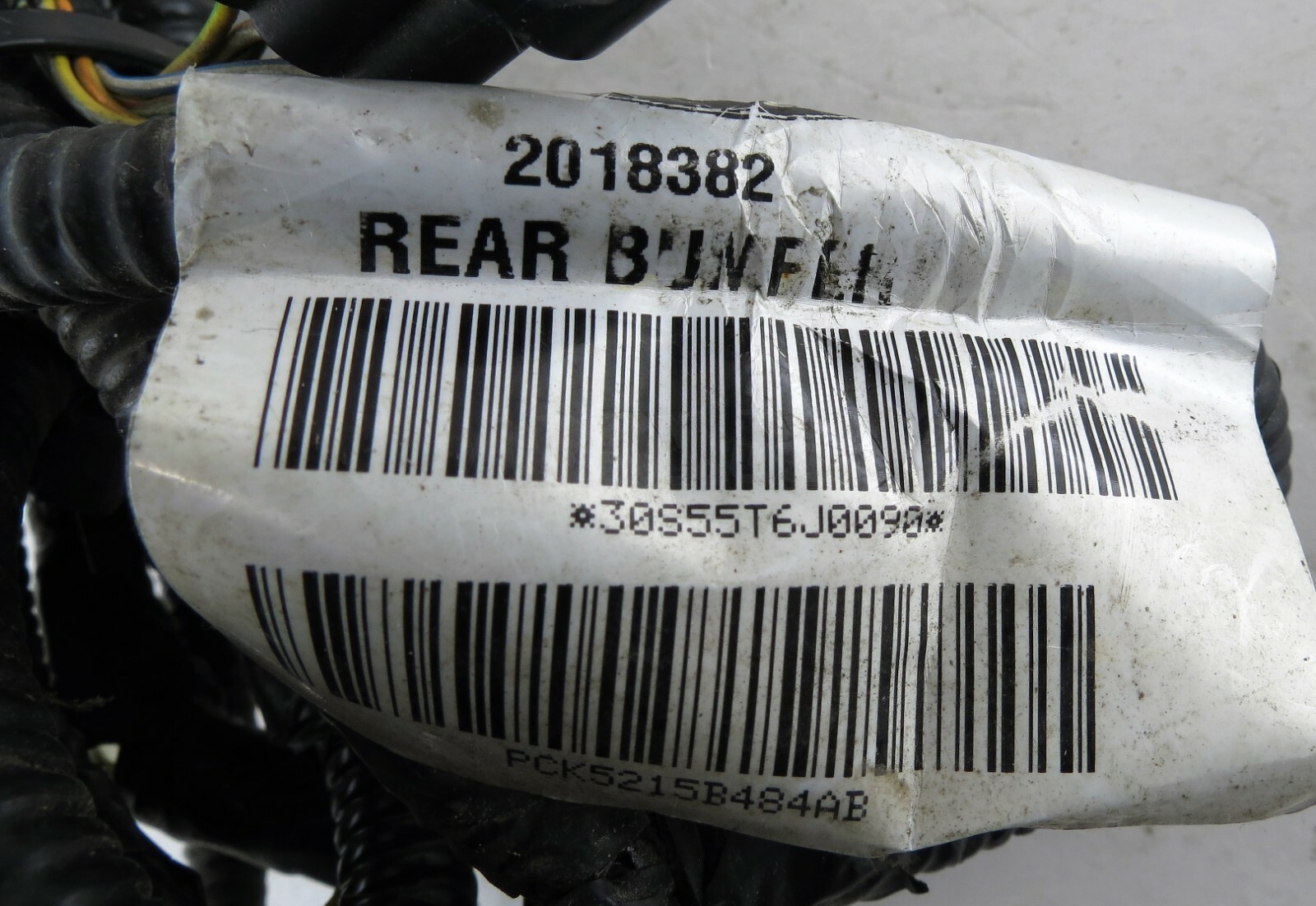 CK5215B484AB Range Rover Vogue L405 Genuine Rear 4x Parking Sensor Harness Only - Image 4