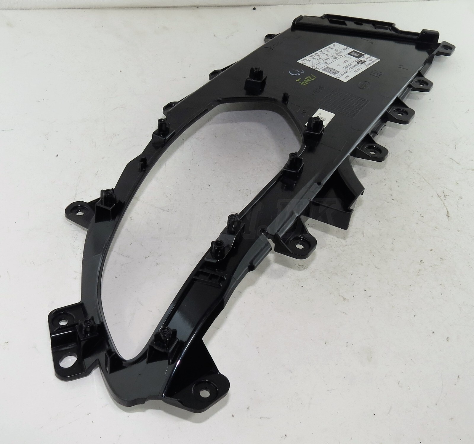 Discovery Sport L550 Right Interior Door Upper Finisher Gloss Black LK72237B74AA - Image 5