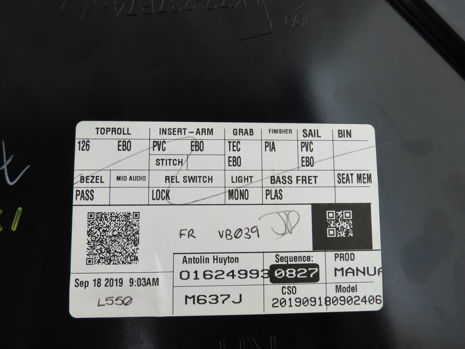 Discovery Sport L550 Right Interior Door Upper Finisher Gloss Black LK72237B74AA - Image 6