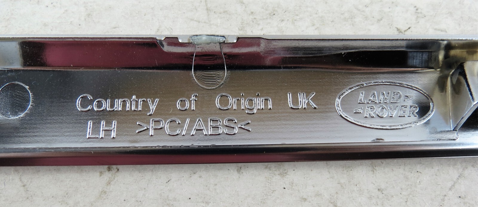 Range Rover Evoque L551 Left Door Interior Trim (Finisher) Chrome K8D2-23865-AA - Image 5