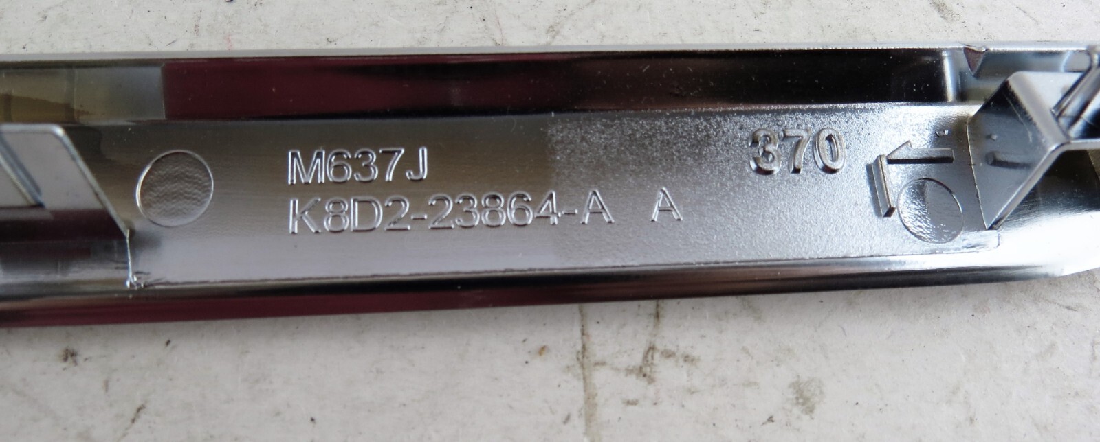 Range Rover Evoque L551 Right Door Interior Trim (Finisher) Chrome K8D2-23864-AA - Image 4