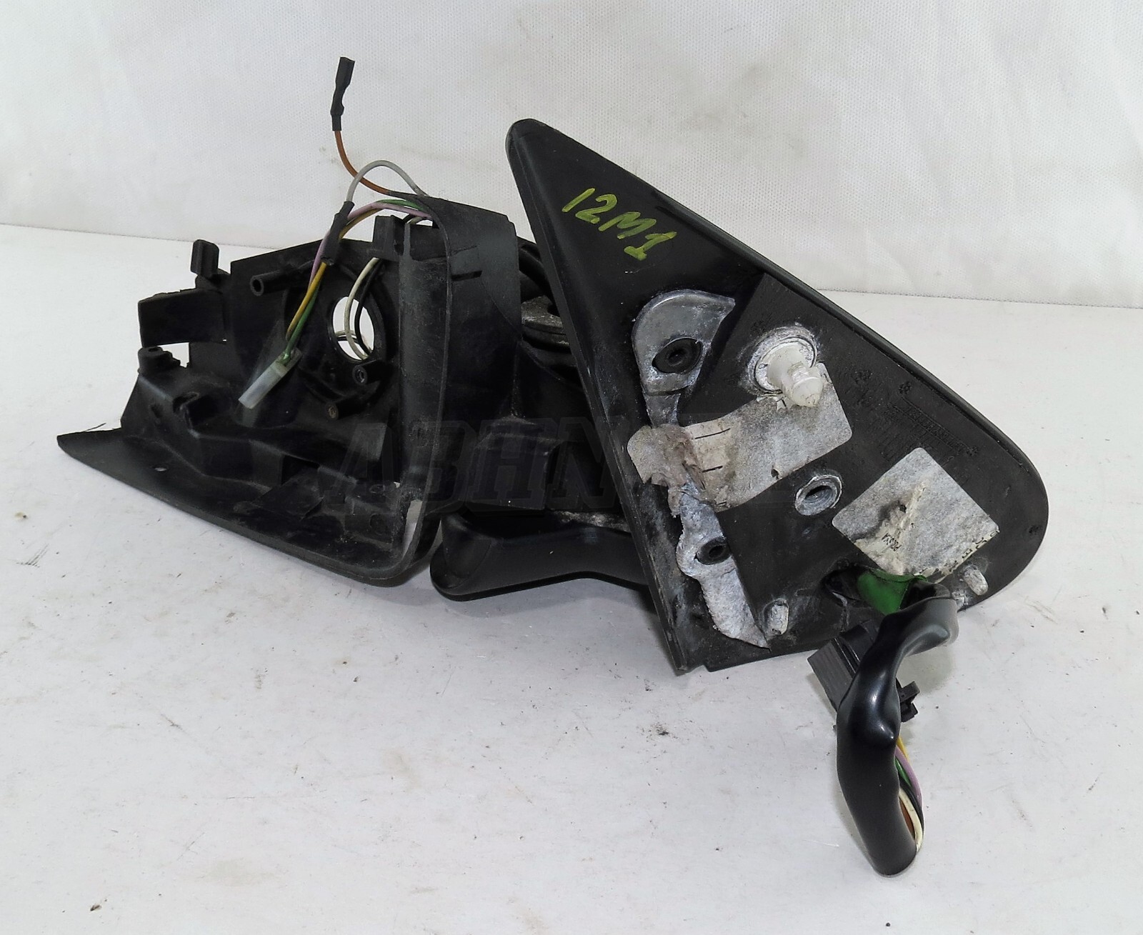 Skoda Octavia MK2 1Z Pre-Facelift (04-09) Left Side Door Mirror Housing /7-Wires - Image 2