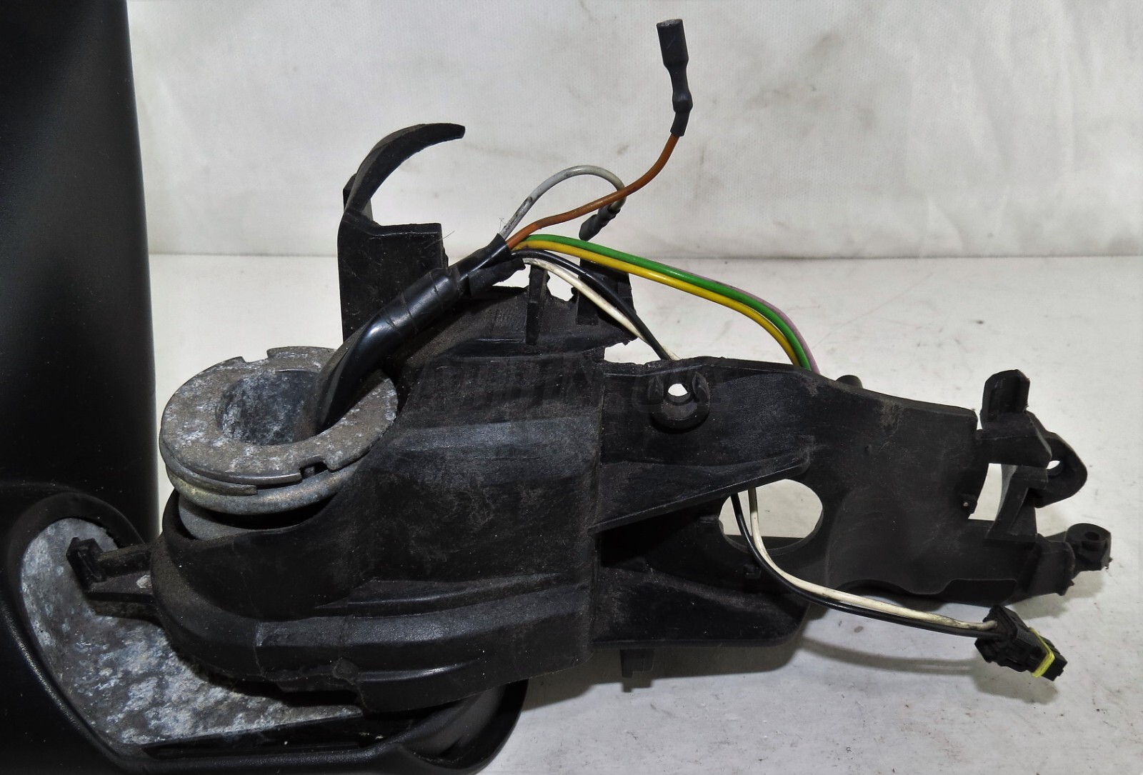 Skoda Octavia MK2 1Z Pre-Facelift (04-09) Left Side Door Mirror Housing /7-Wires - Image 3