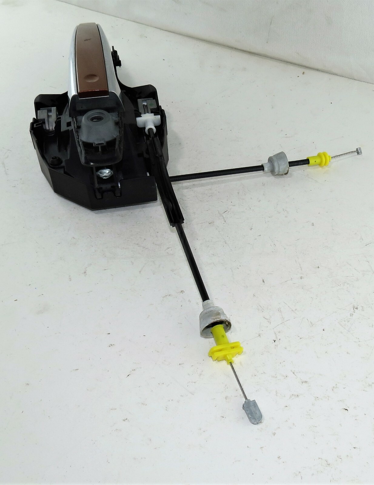 Discovery 5 L462 LHD Exterior Front Right Keyless Entry Door Handle Orange Silve - Image 4