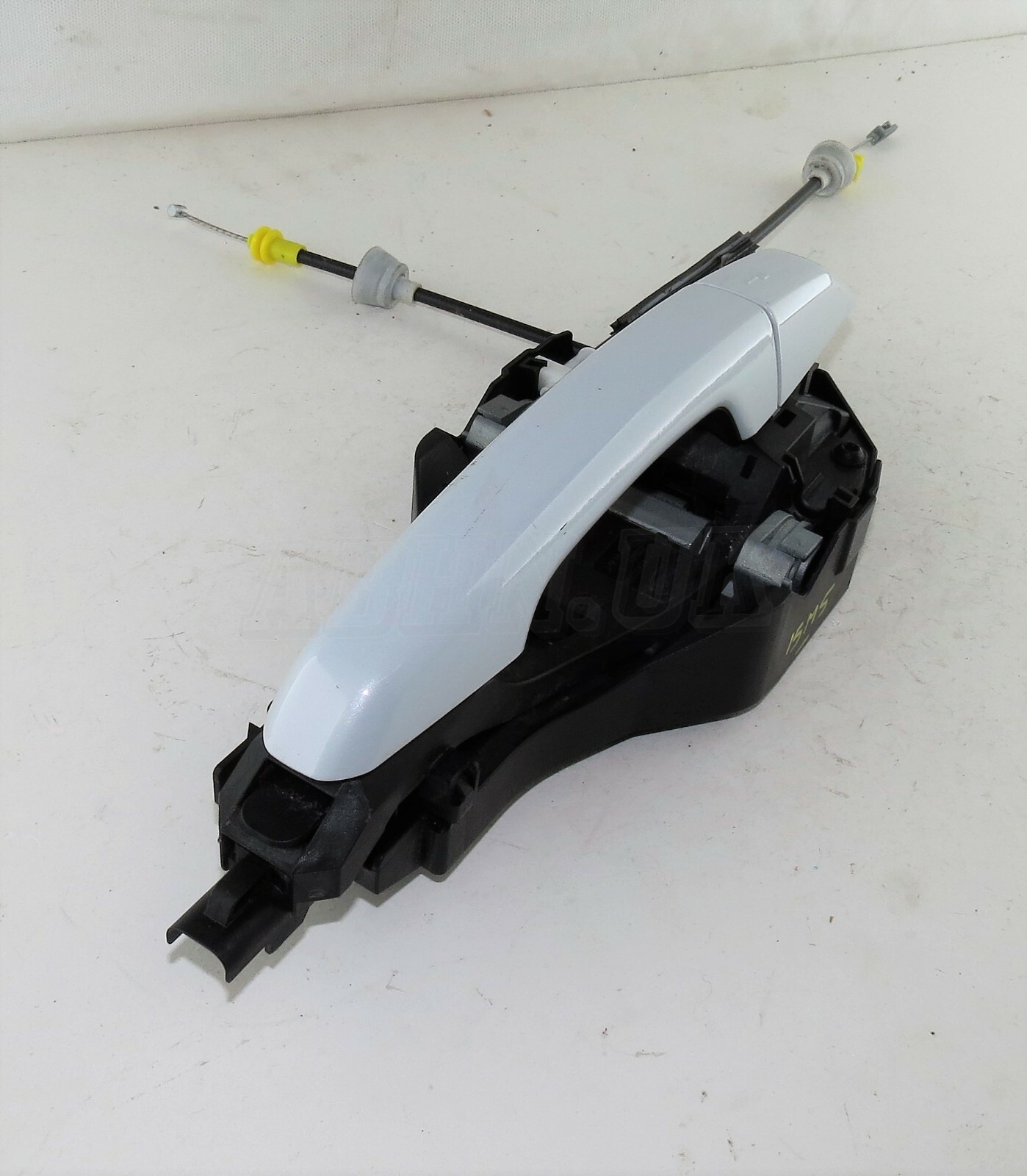 Discovery 5 L462 LHD Exterior Front Right Keyless Entry Door Handle Yulong White - Image 3