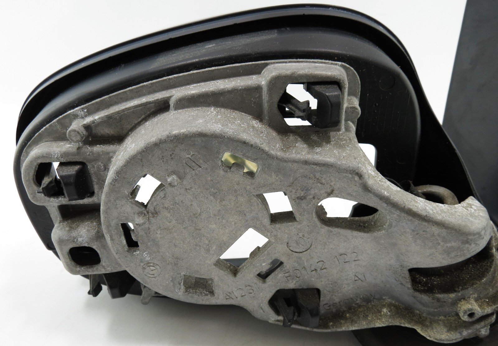 BMW 3 Series E90 E91 LCI /09-12 Right Side Heated Door Mirror Housing Only 5-Pin - Image 3