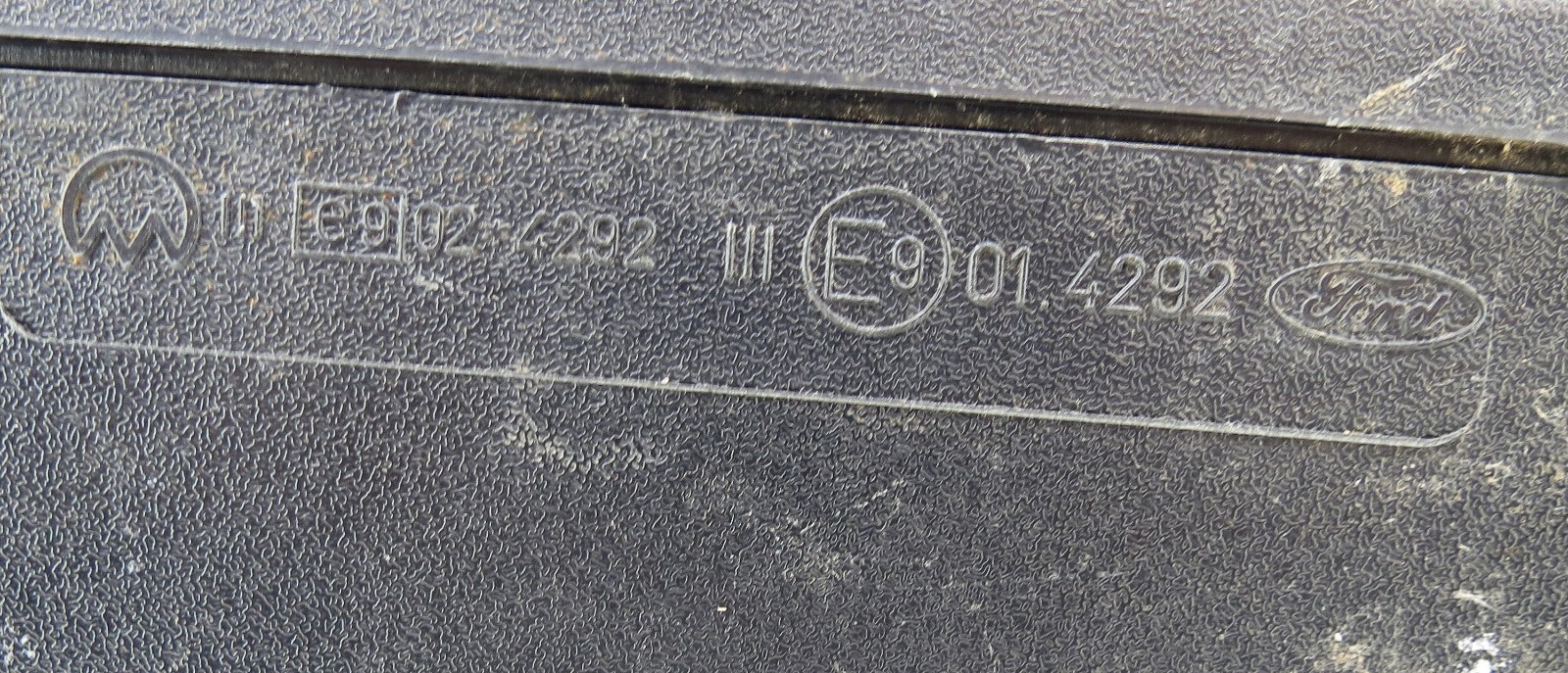 Ford Focus MK2 Pre-Facelift (04 - 07) Right Side Electric Door Mirror Met Black - Image 8