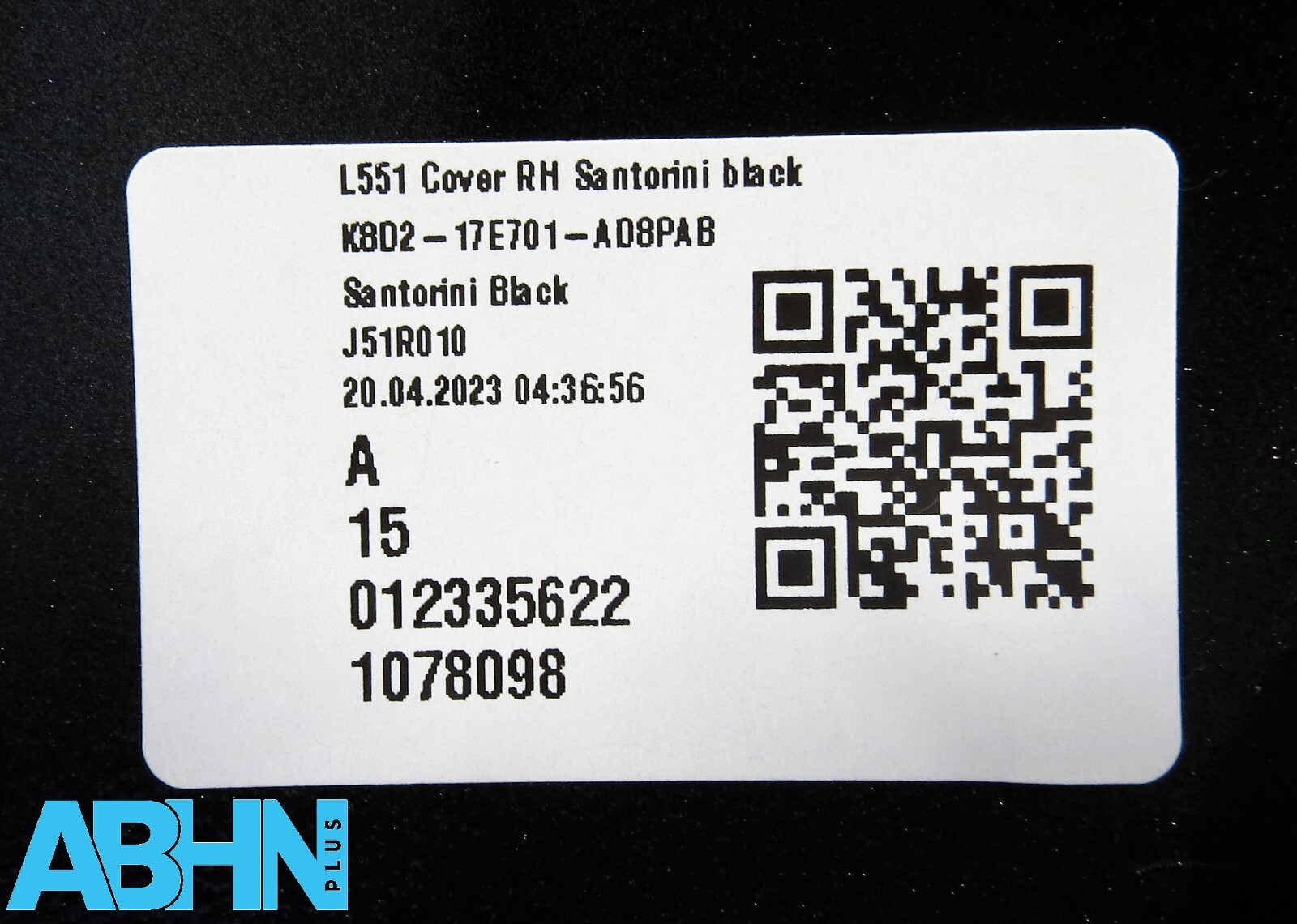 Evoque L551 Velar L560 L550 X761 Right Wing Mirror Cover Santorini Black - Image 7