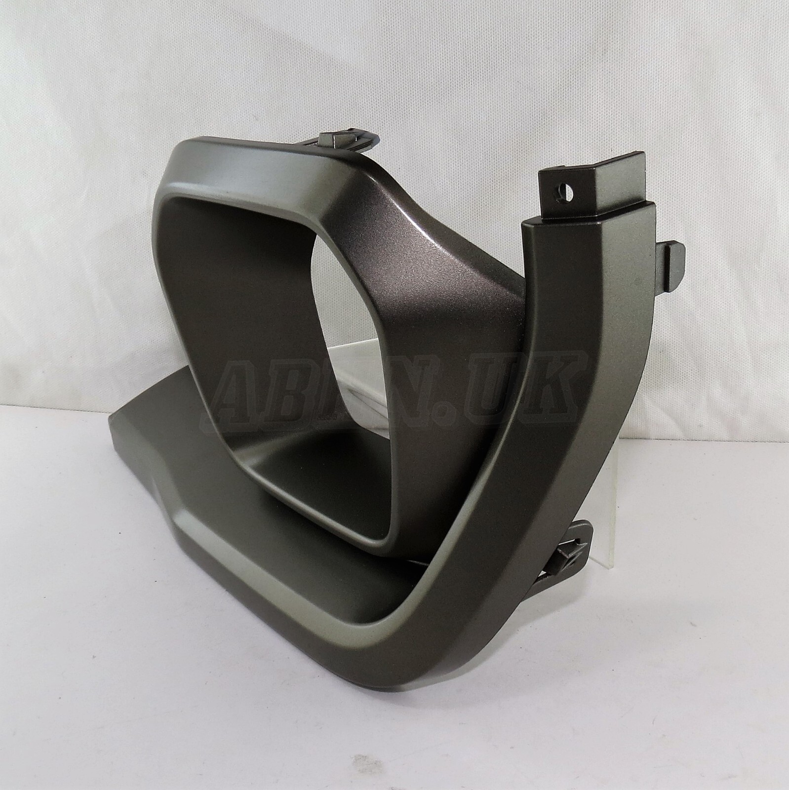 Mini Cooper S Resolute F56 LCi2 Left Hand Side Brake Air Duct Aperture Trim - Image 3
