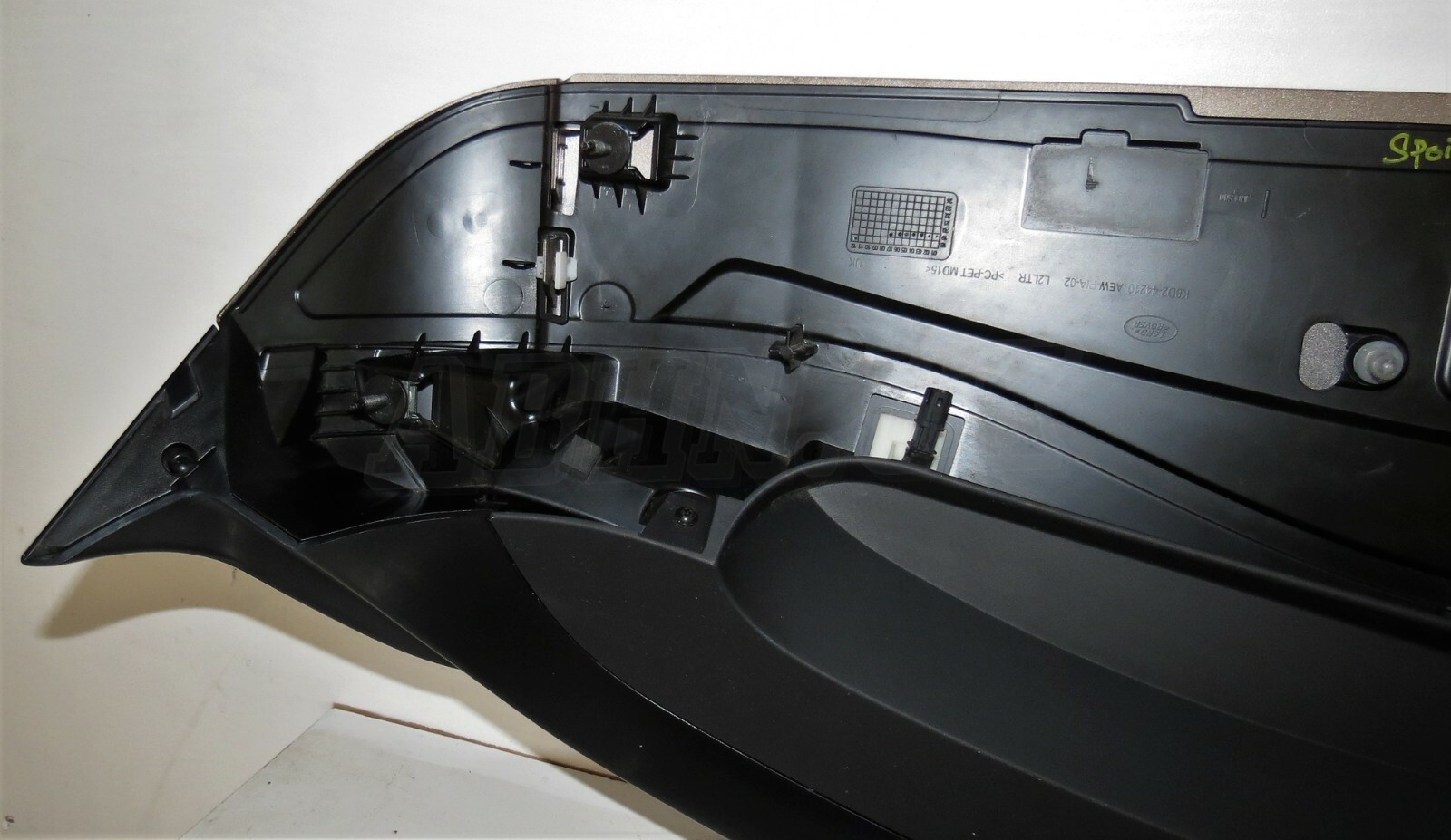 Range Rover Evoque L551 (2018-20) Genuine Rear Tailgate Spoiler Kaikoura Stone 5 - Image 8