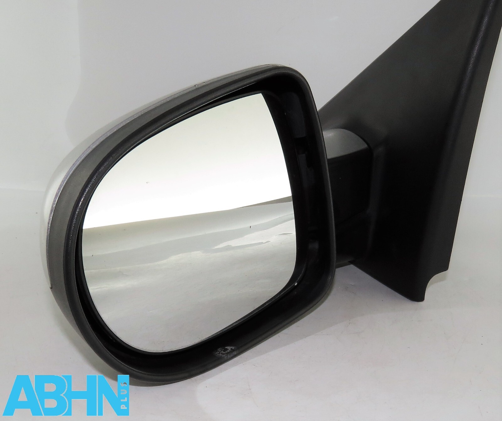 Renault Clio MK3 Facelift (09- 13) Power Fodling Left Wing Mirror Silver 7-Pin - Image 5