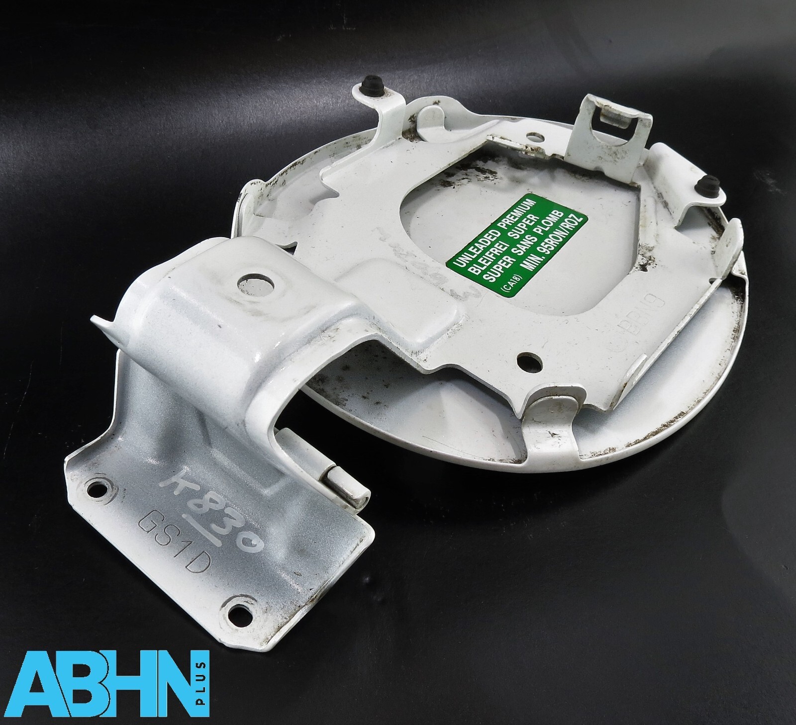 Mazda 3 Series BL (2009-2014) 5-Door Hatchback Fuel Flap Cover/ White BBN9 GS1D - Image 5