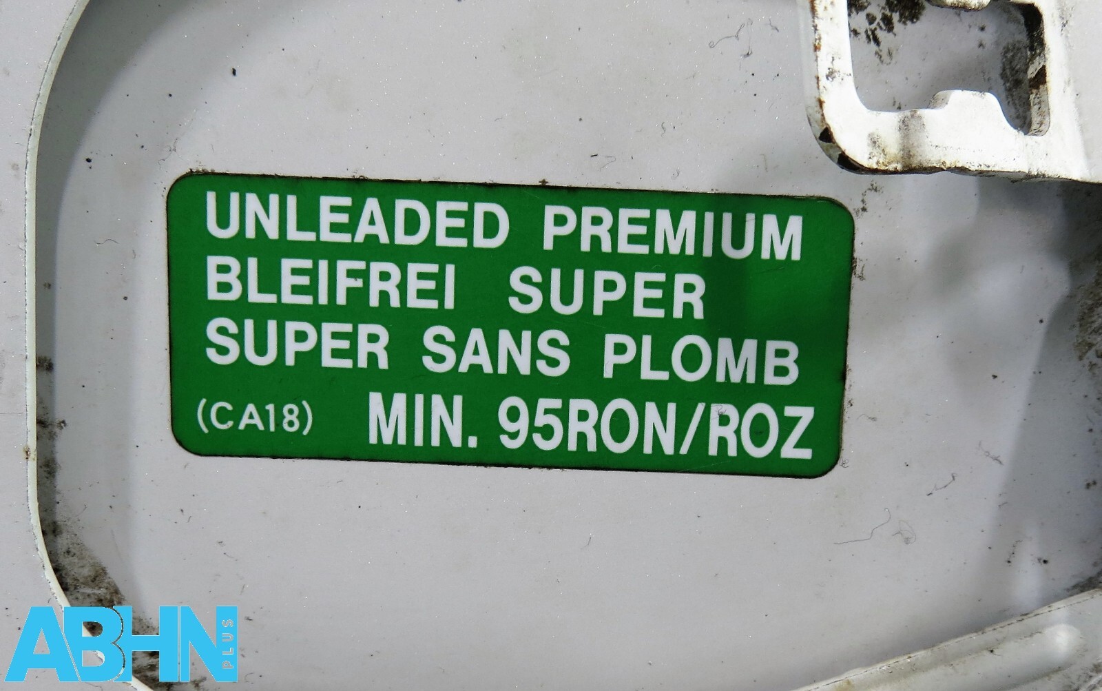 Mazda 3 Series BL (2009-2014) 5-Door Hatchback Fuel Flap Cover/ White BBN9 GS1D - Image 9